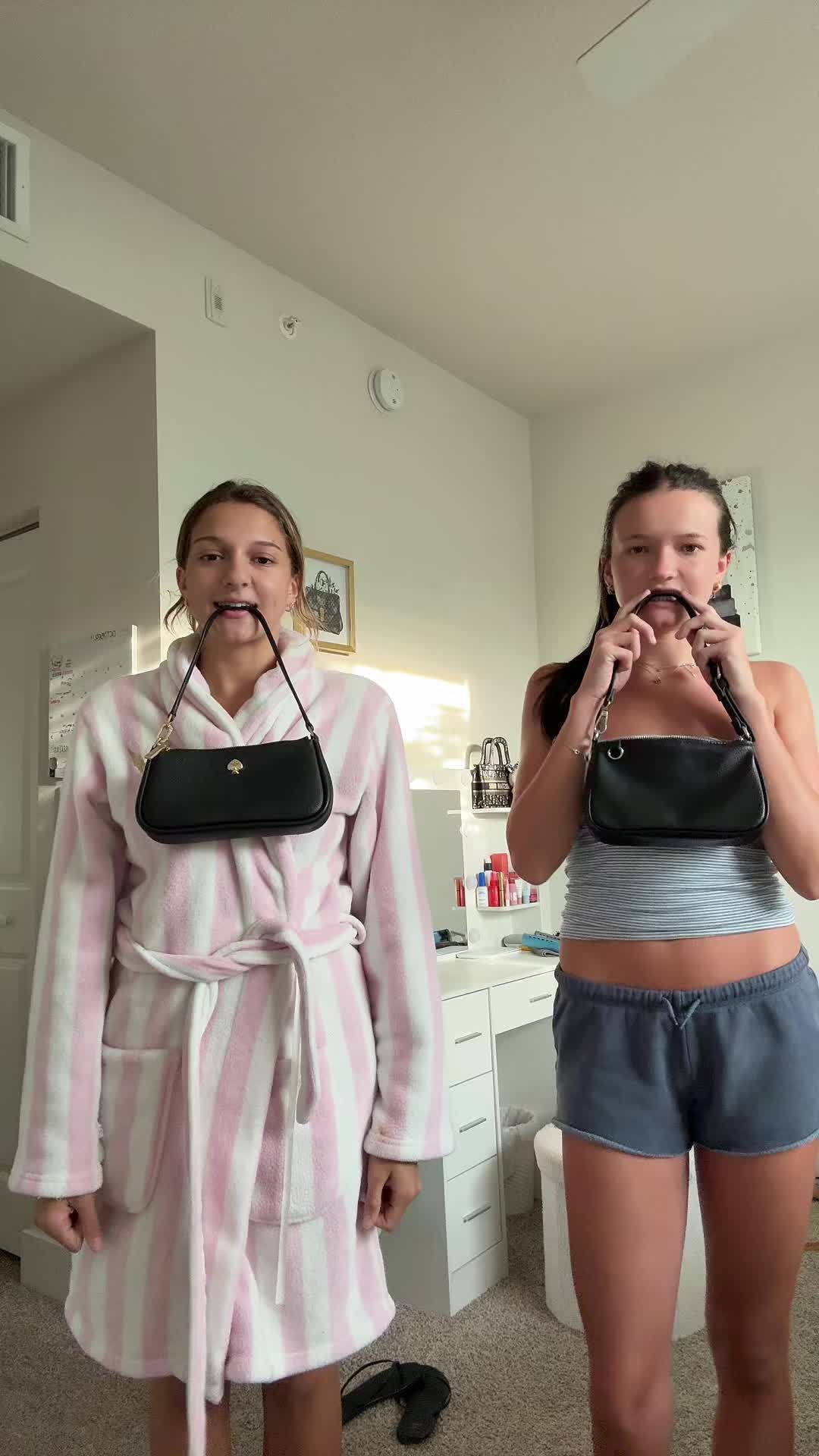 @lara lu