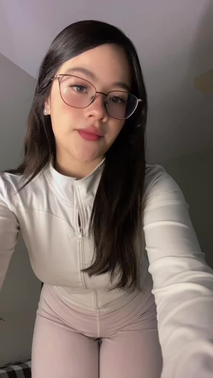 @dianareyesambriz