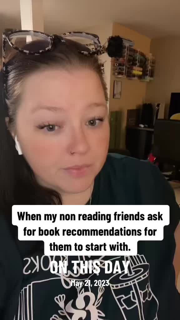 @Bookworm_Brandy