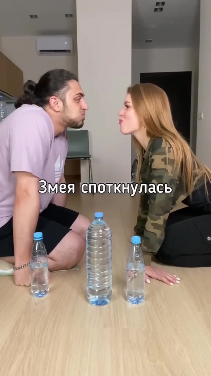 @MO$NIK