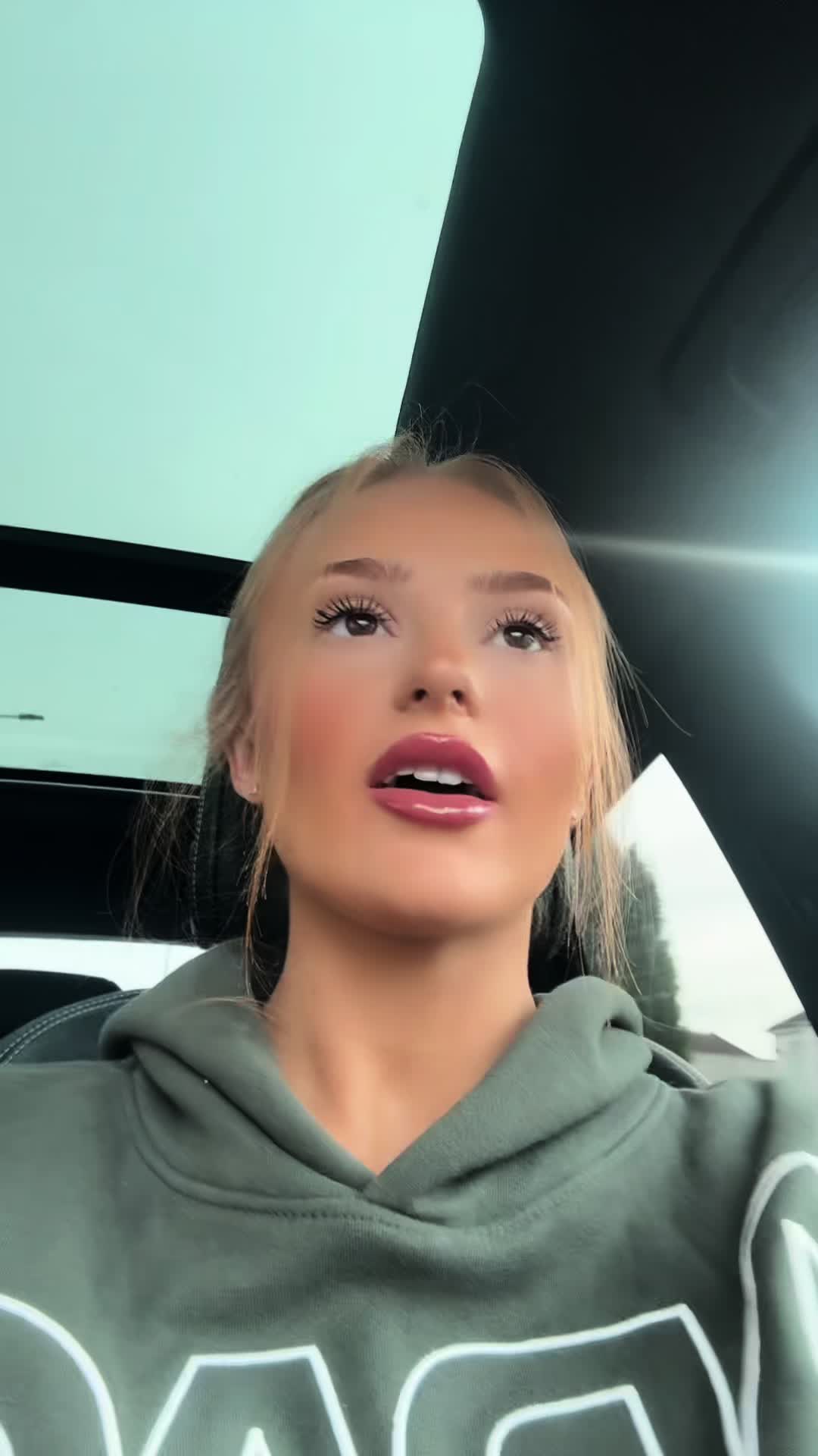 @𝐾𝐴𝑌𝐿𝐸𝑌 ~ 𝑡𝑎𝑡𝑡𝑜𝑜