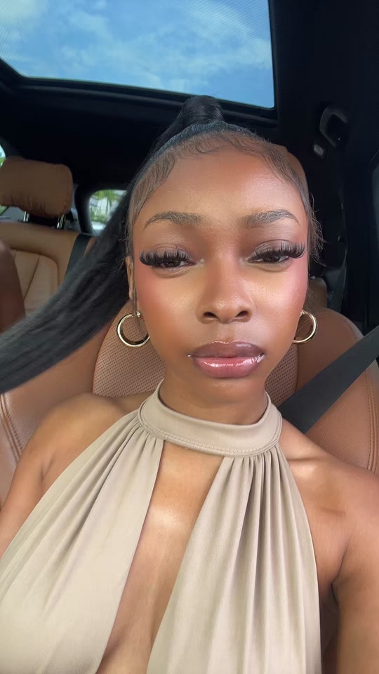 @Na Na👸🏽🧎🏽&zwj;♀️🧎🏽&zwj;♂️