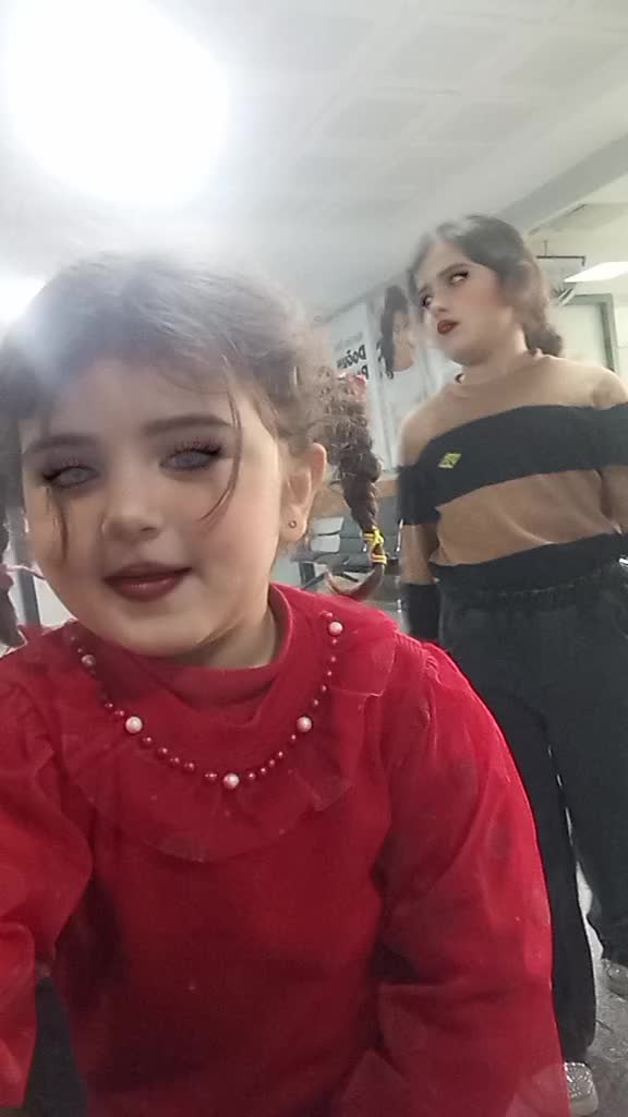 @Zubeyde T&uuml;rk Sakin