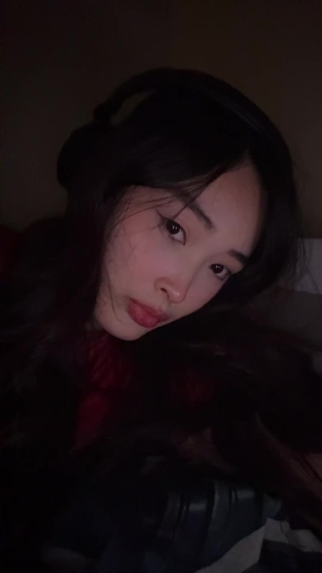 @cherlizabeth