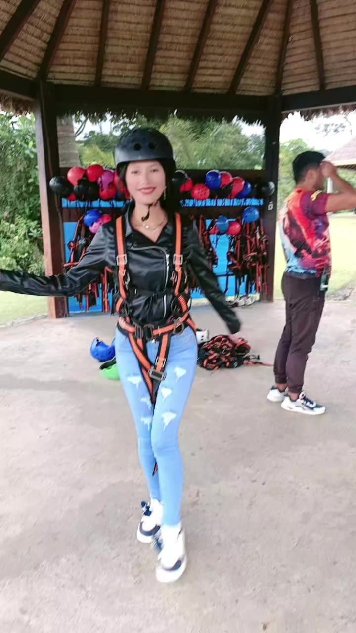 @&hearts;️🦋t&uacute; cholita Elvira 🦋&hearts;️