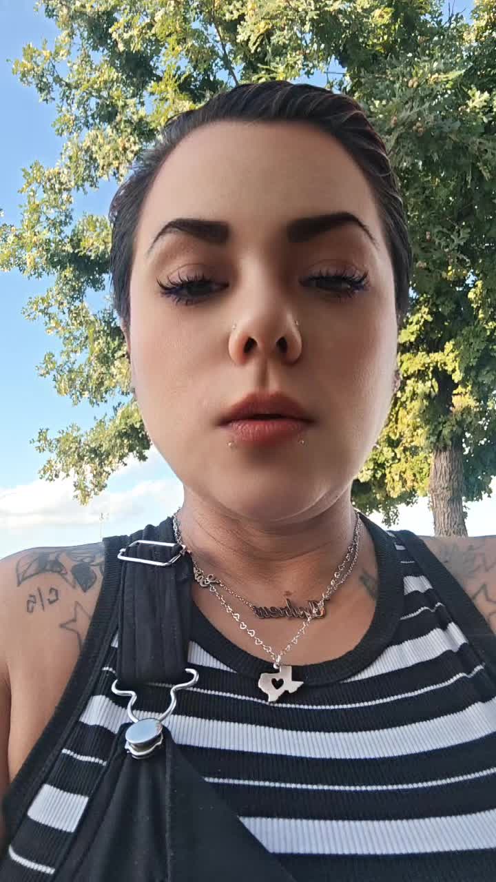 @mj