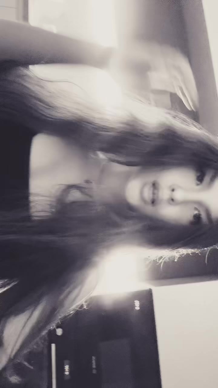@<3