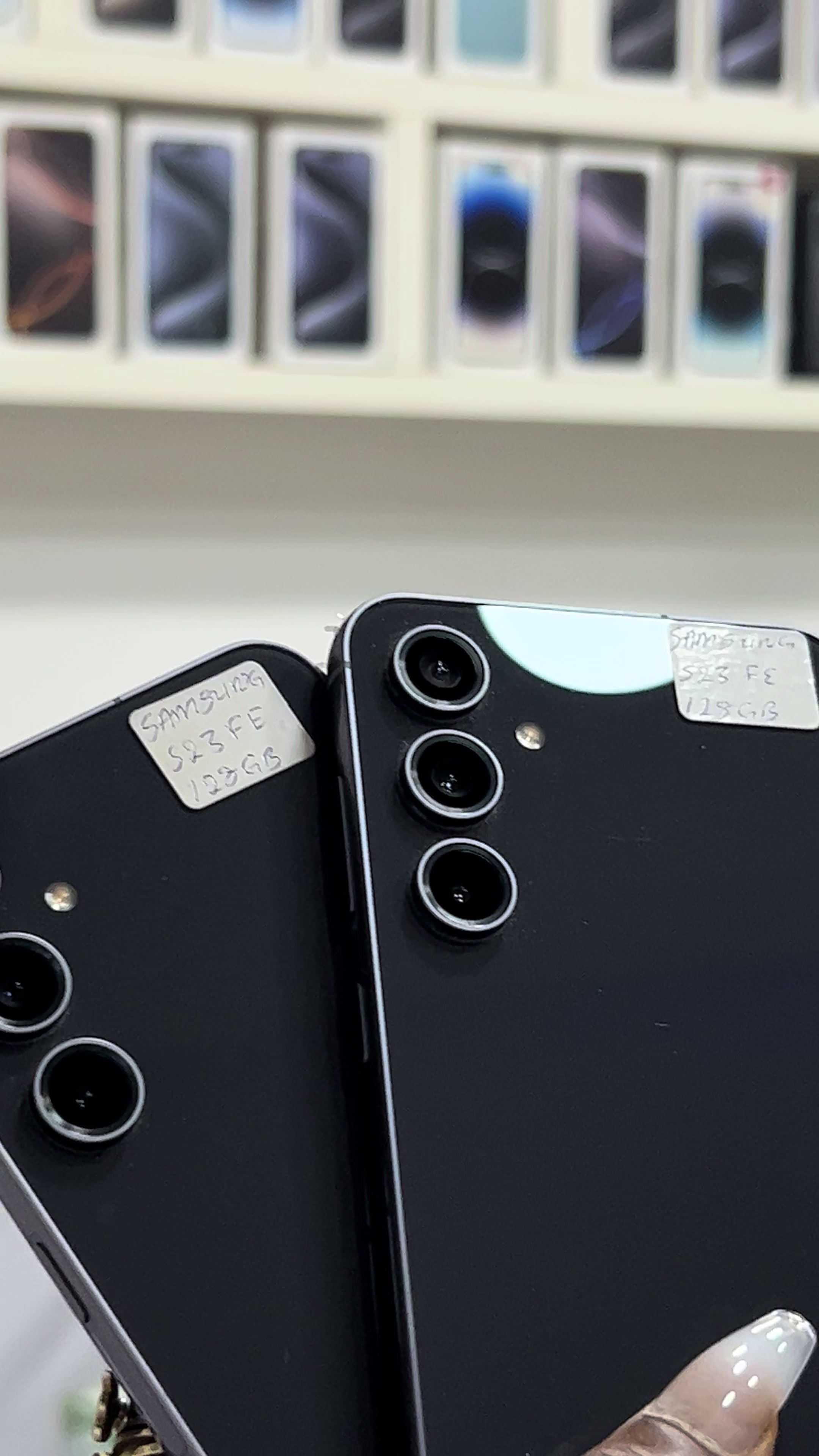 @PHONES VENDOR
