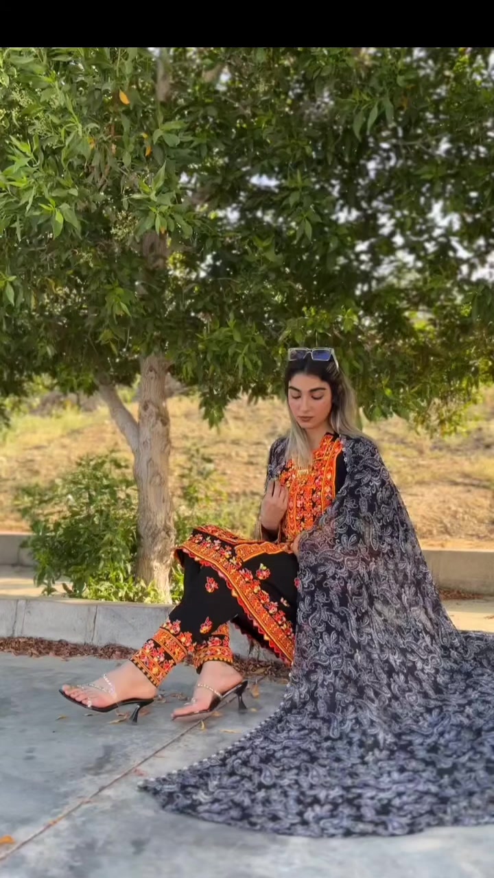 @👑 لیلا بلوچ 👑