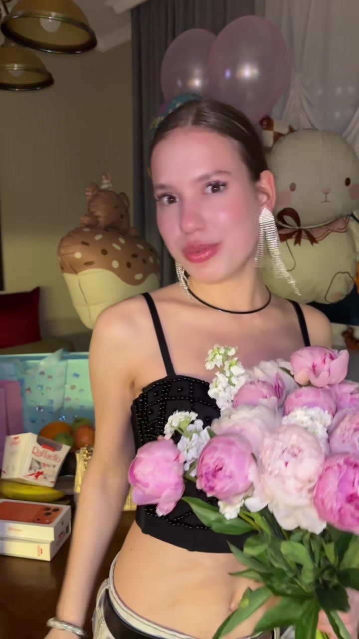 @алиска