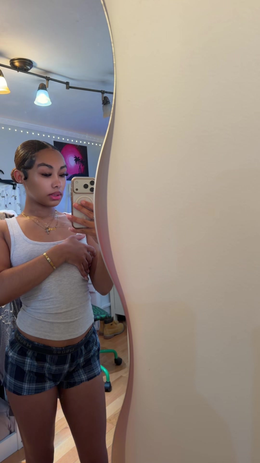 @🧞&zwj;♀️..