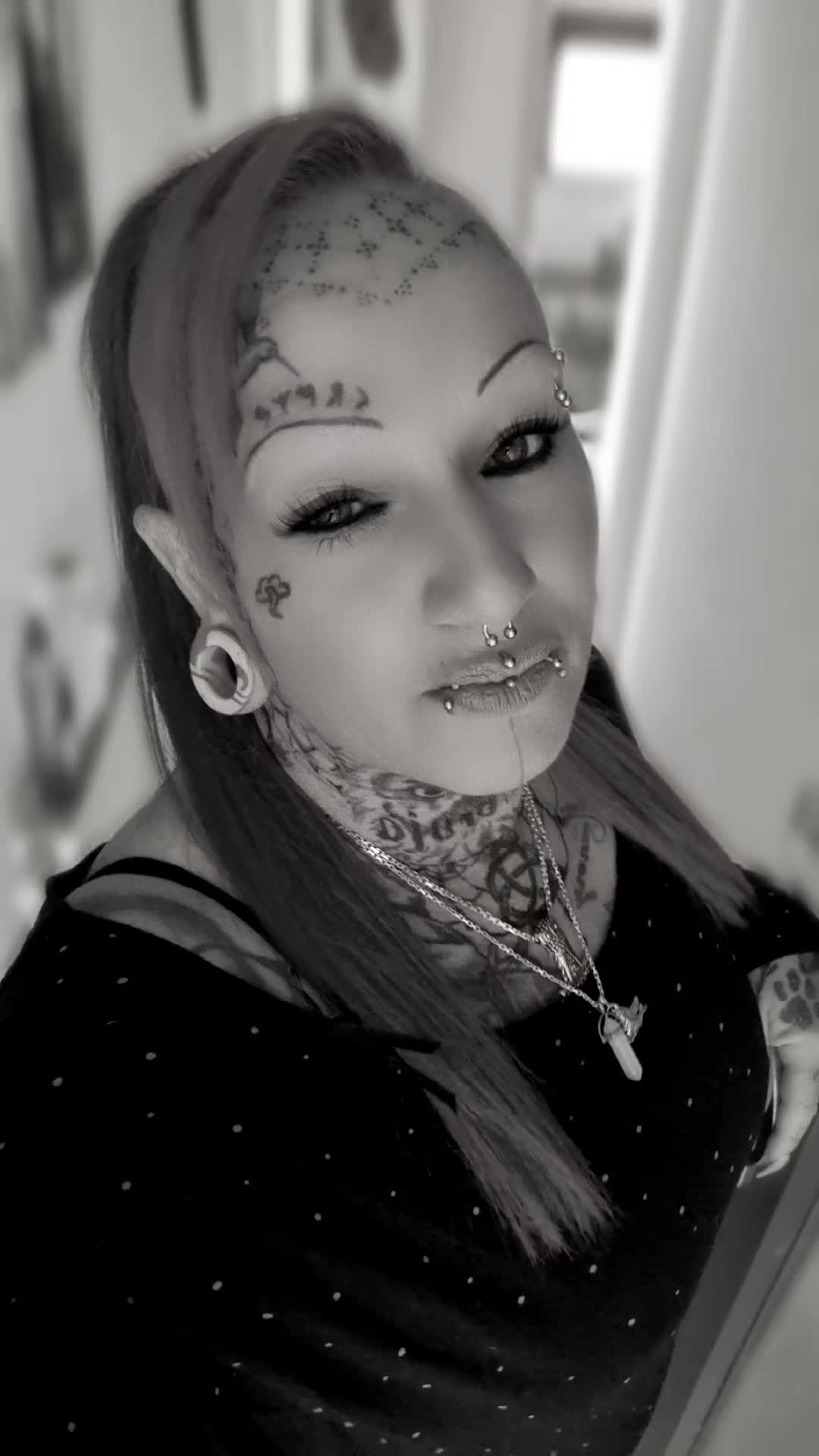 @✨UN😈therapierbar✨