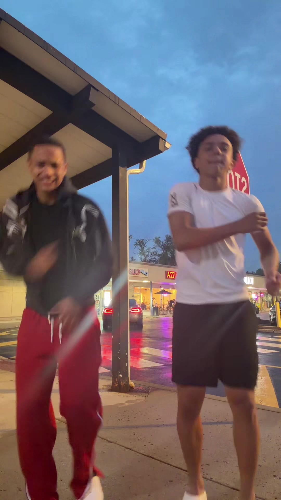 @4