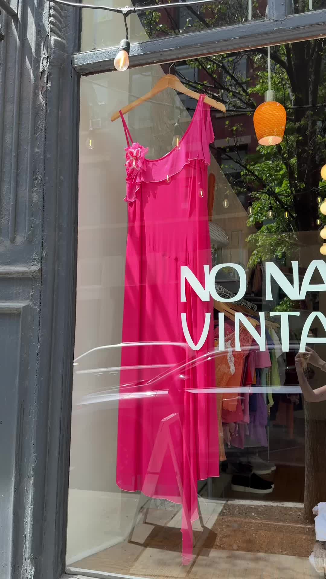 @No Name Vintage