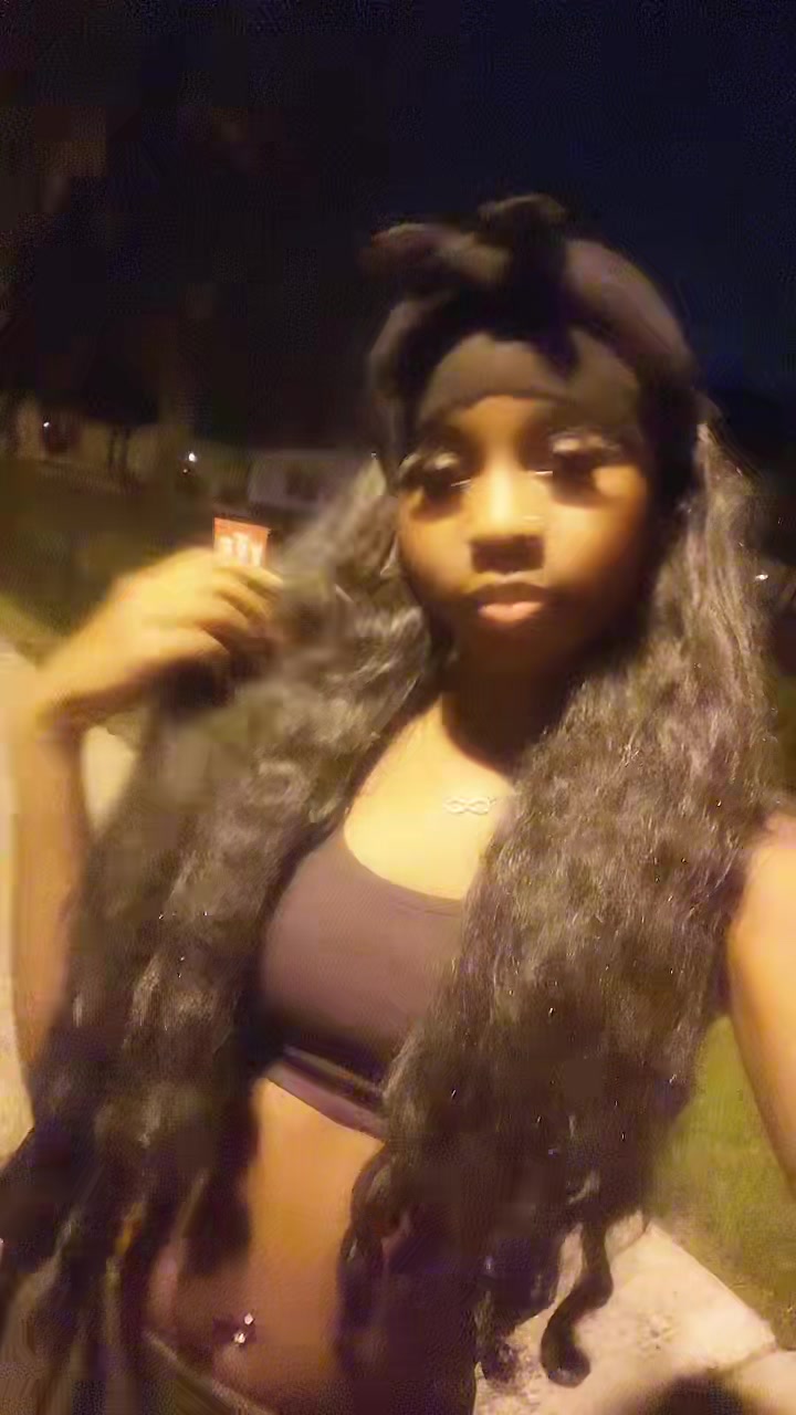 @Prettygurlr_rose