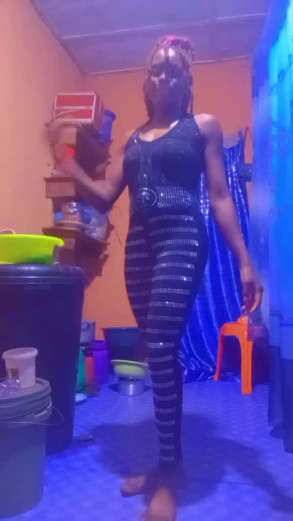 @user27932846916