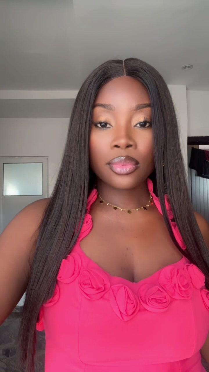 @Realhotgirl