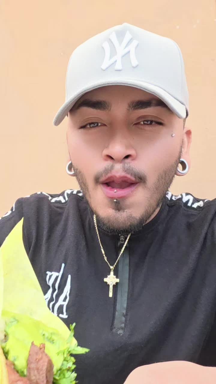 @🖤🤍Carlithos🤍🖤
