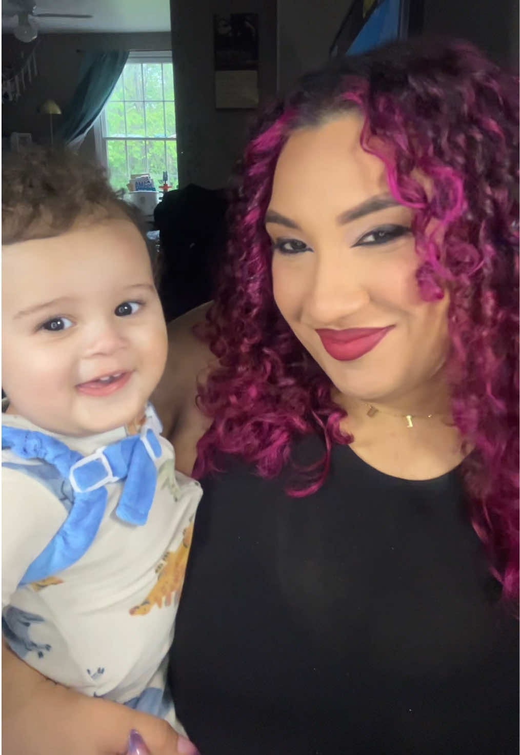 @Valerie | MAKEUP + MOMMY