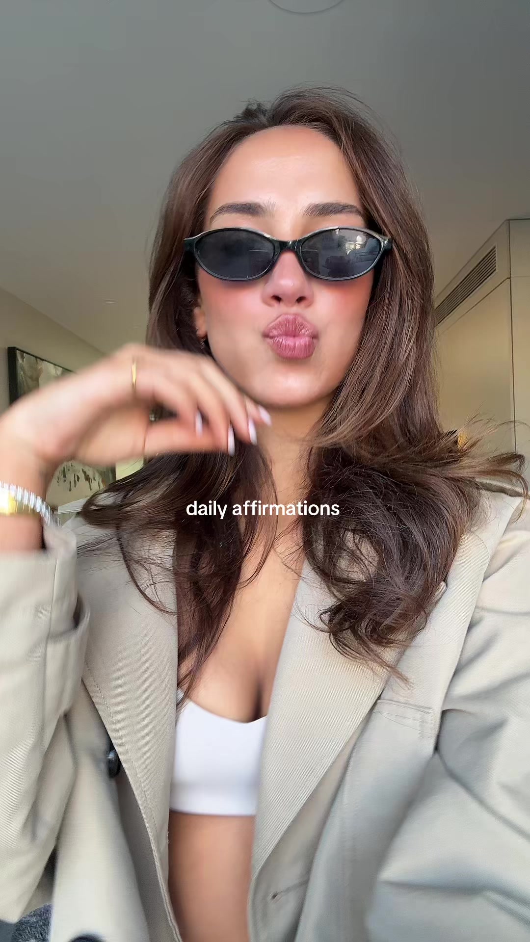 @Sisi 🌟