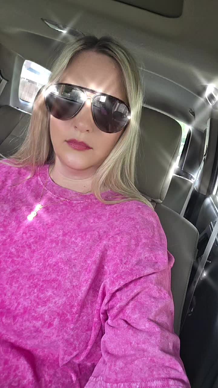 @Stephanie🍑🇺🇸