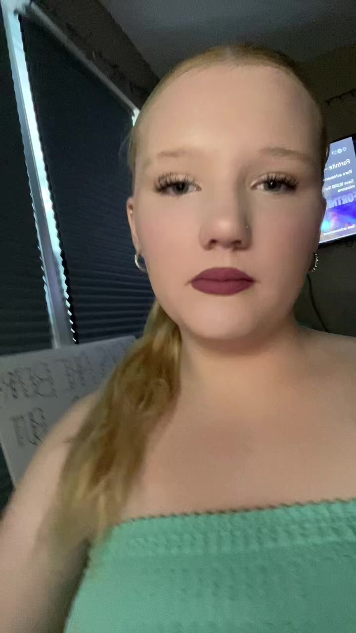 @chloe