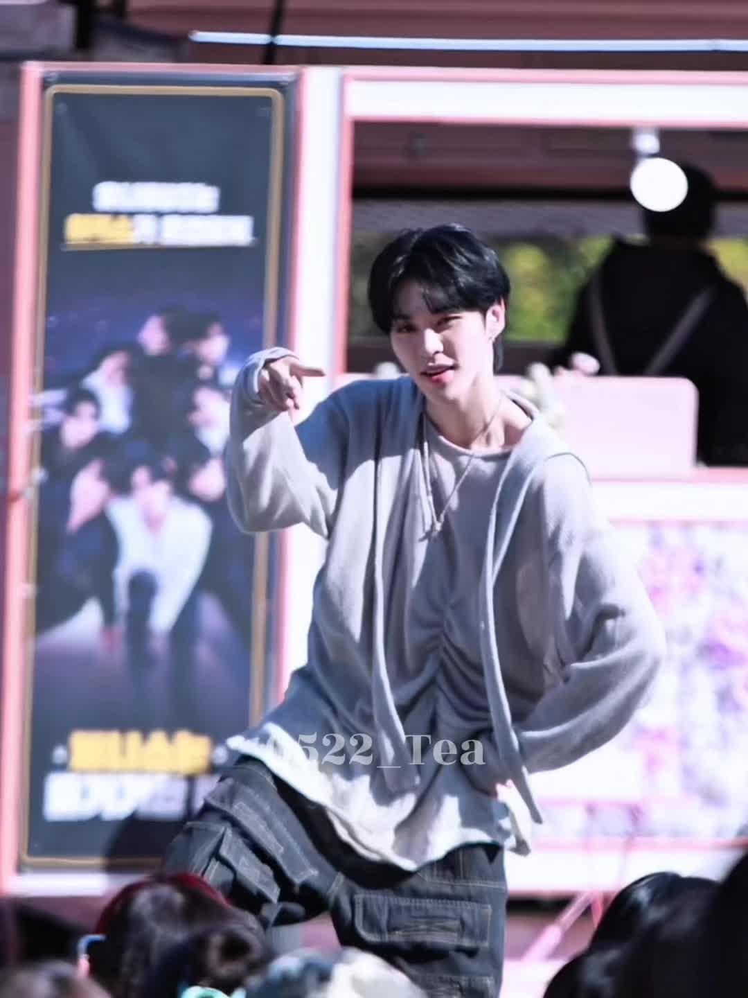 @𝐓𝐞𝐚⁸