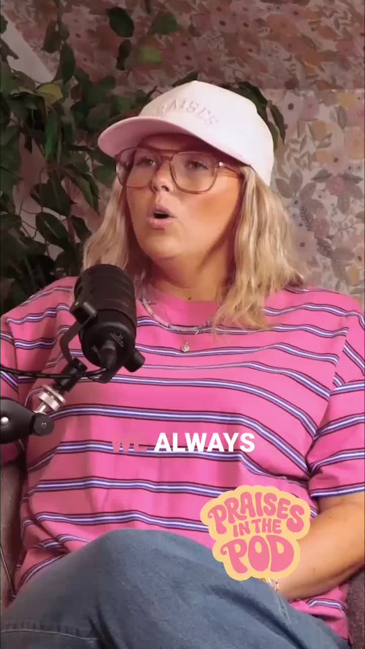 @Alexis Brown | PraisesinthePod