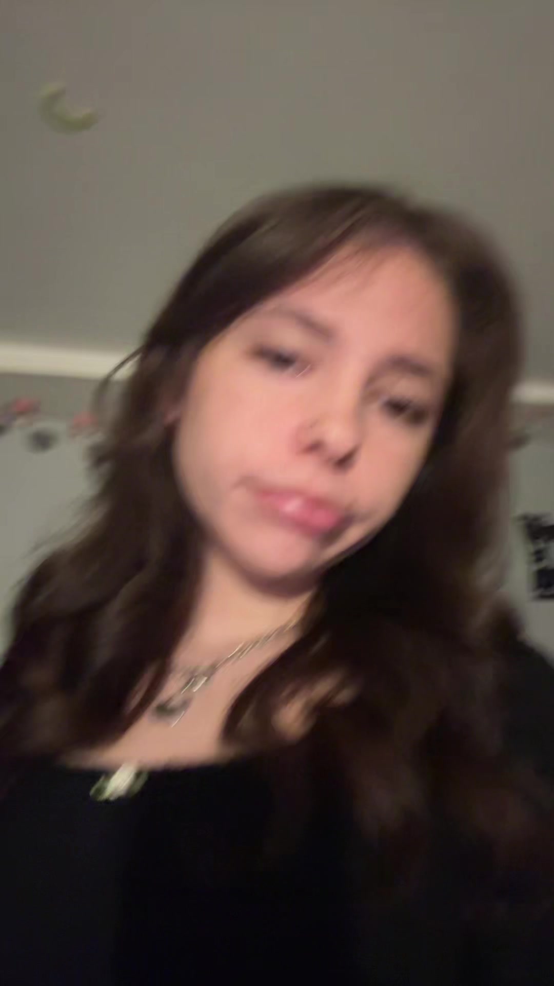 @bella