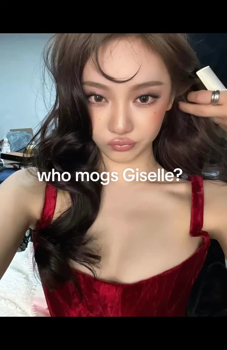 @lola