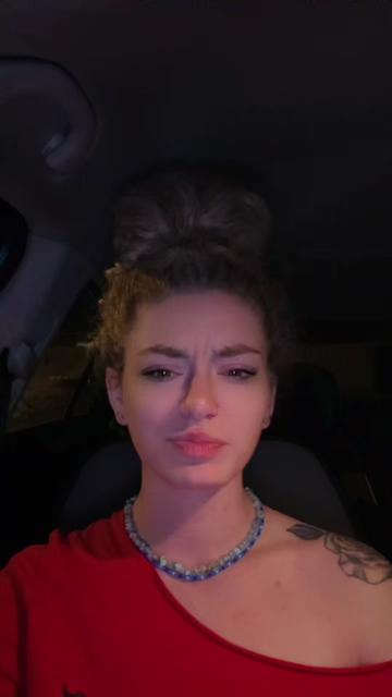 @curliefries_