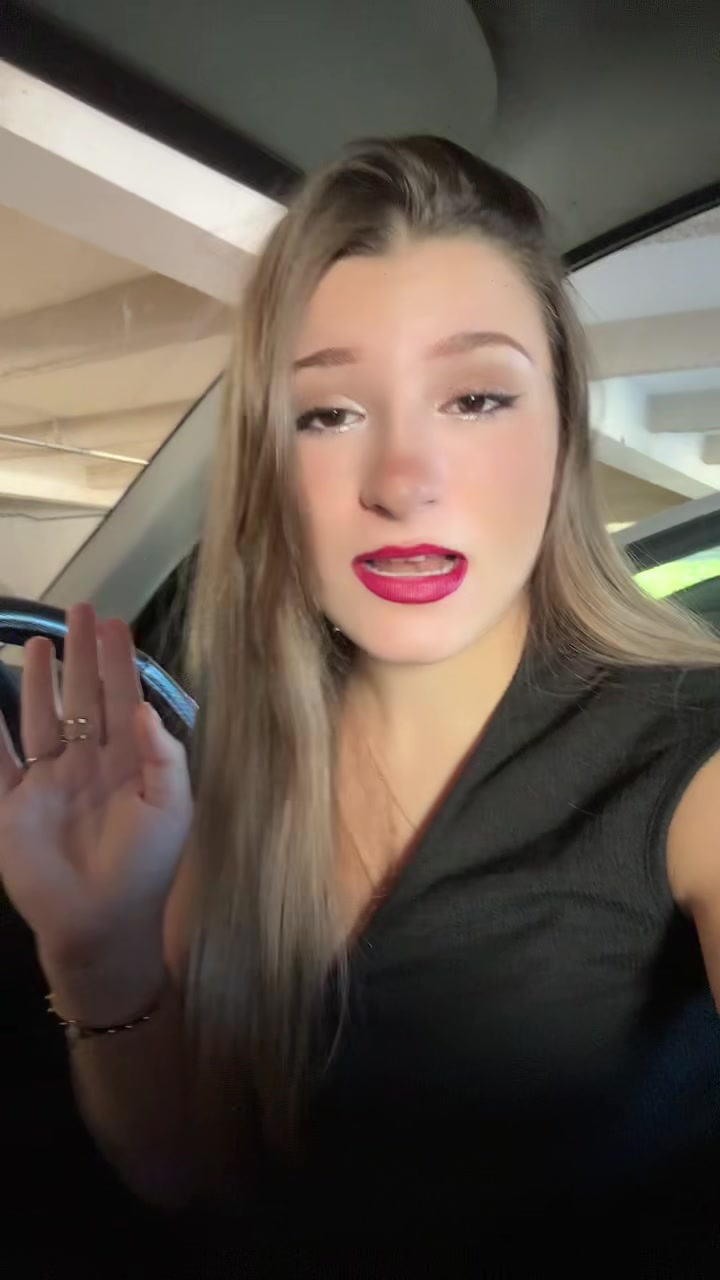 @Lolottey_