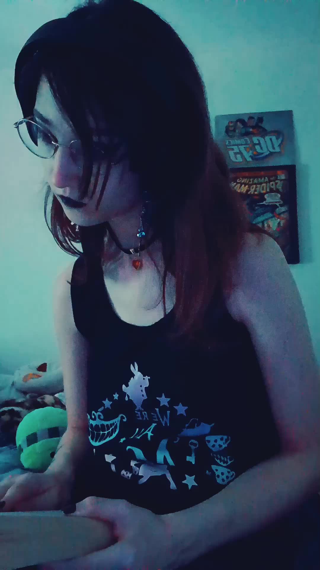 @Weird_hooman_thing666