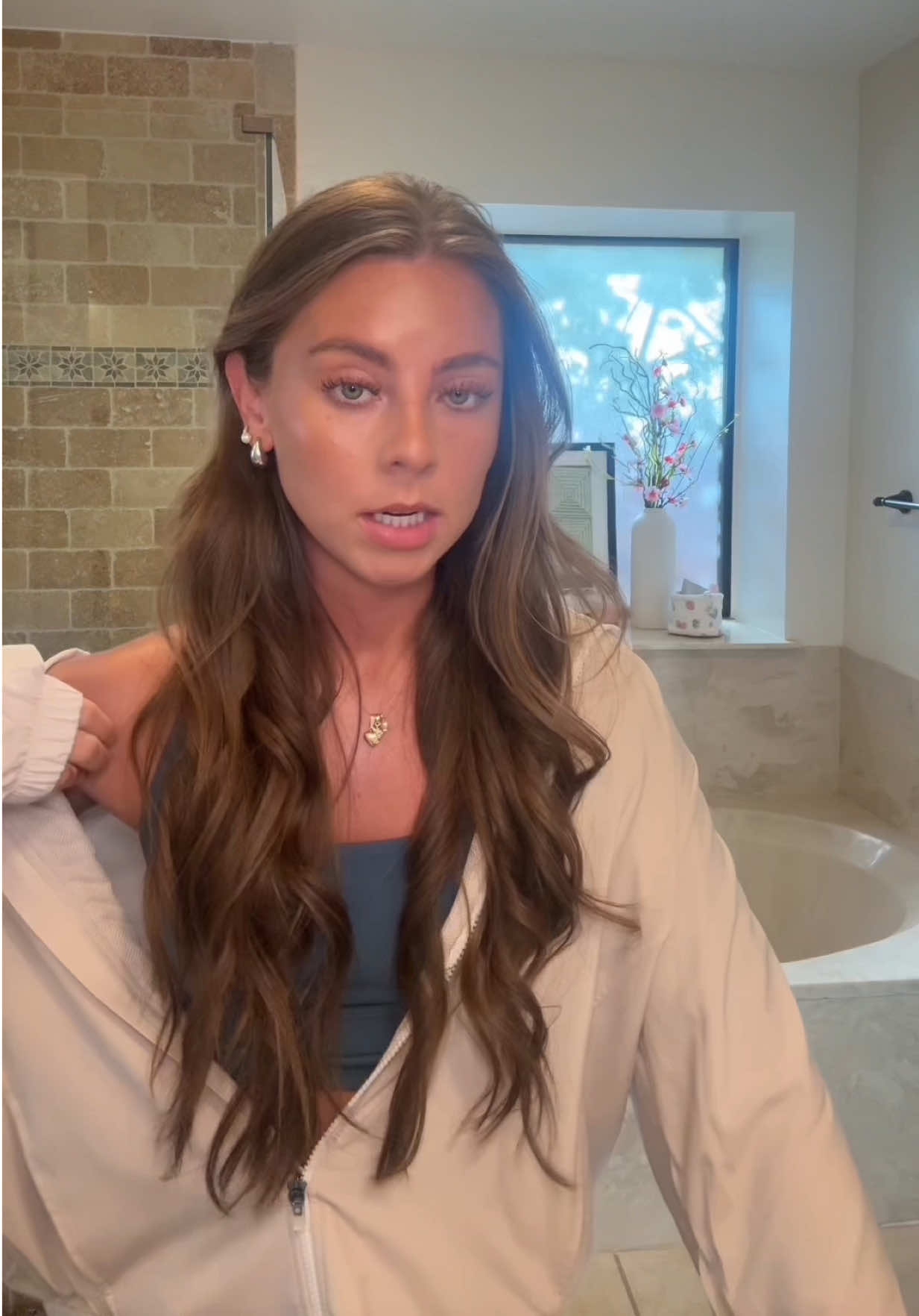@mshellly