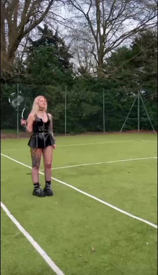 @Mistress Mercy Xox