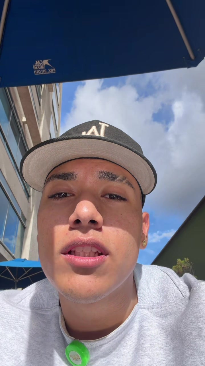 @Gomezito