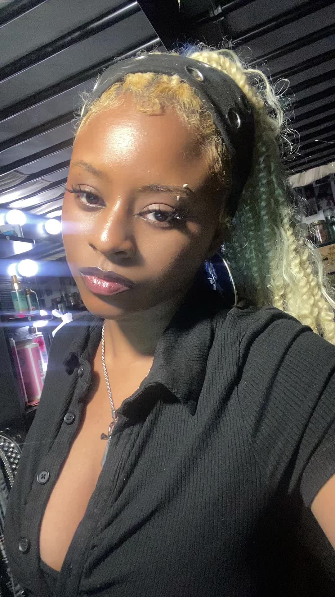 @𝘙𝘺𝘢𝘩