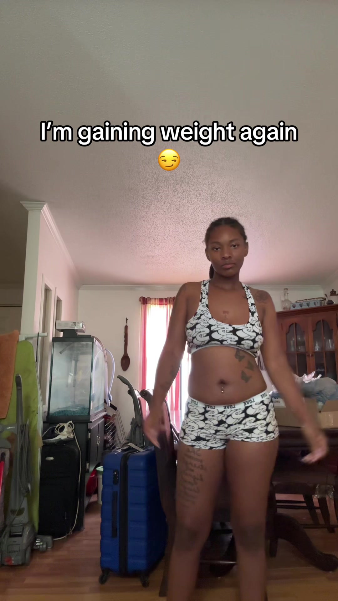 @👻