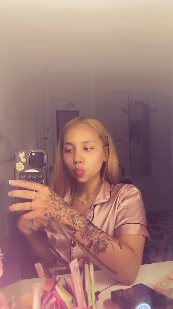 @MDOLLAZ$