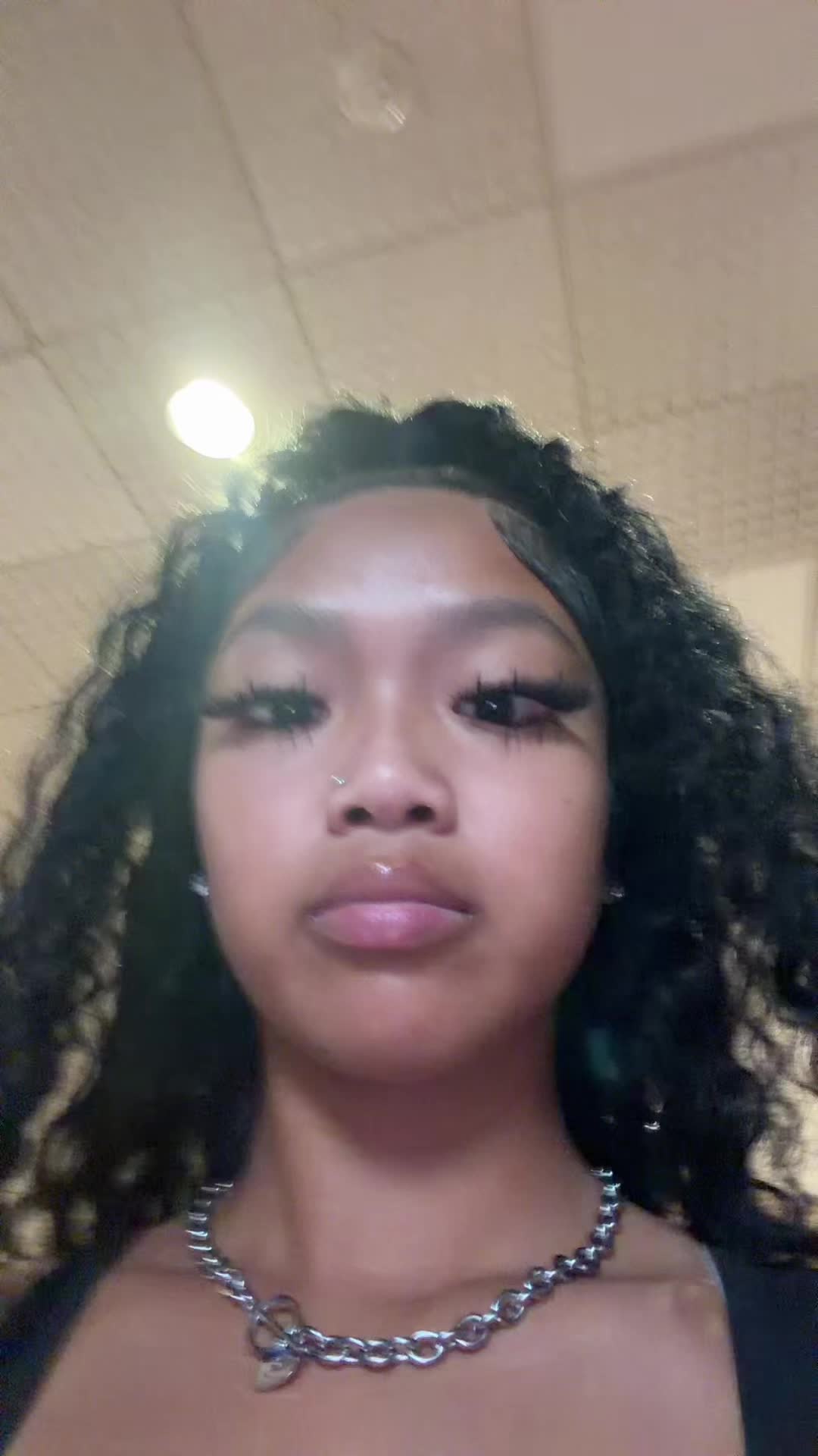 @lina2fyee_