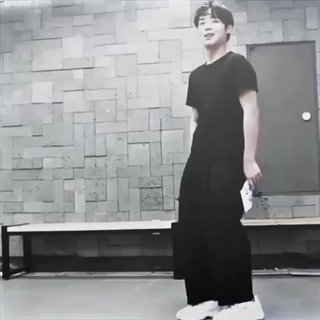 @𝓐𝓵𝓮𝓳𝓪𝓷𝓭𝓻𝓪 🪐🦦