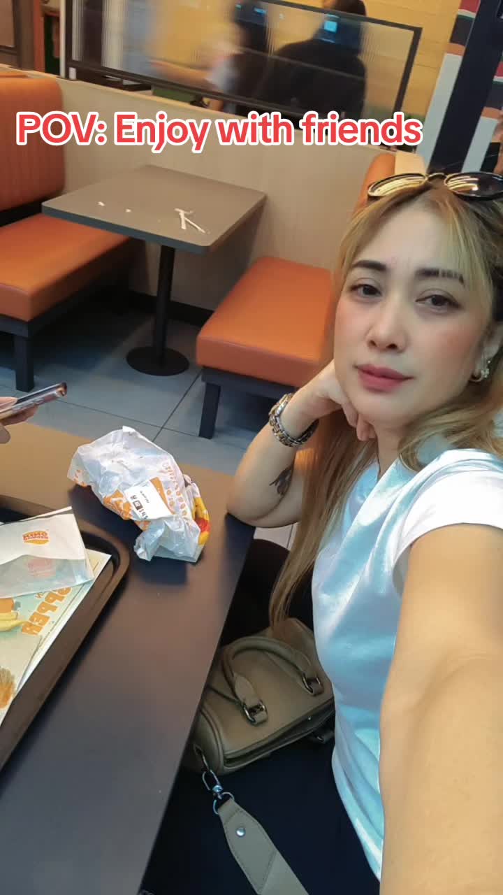 @MARIVIC EBORA