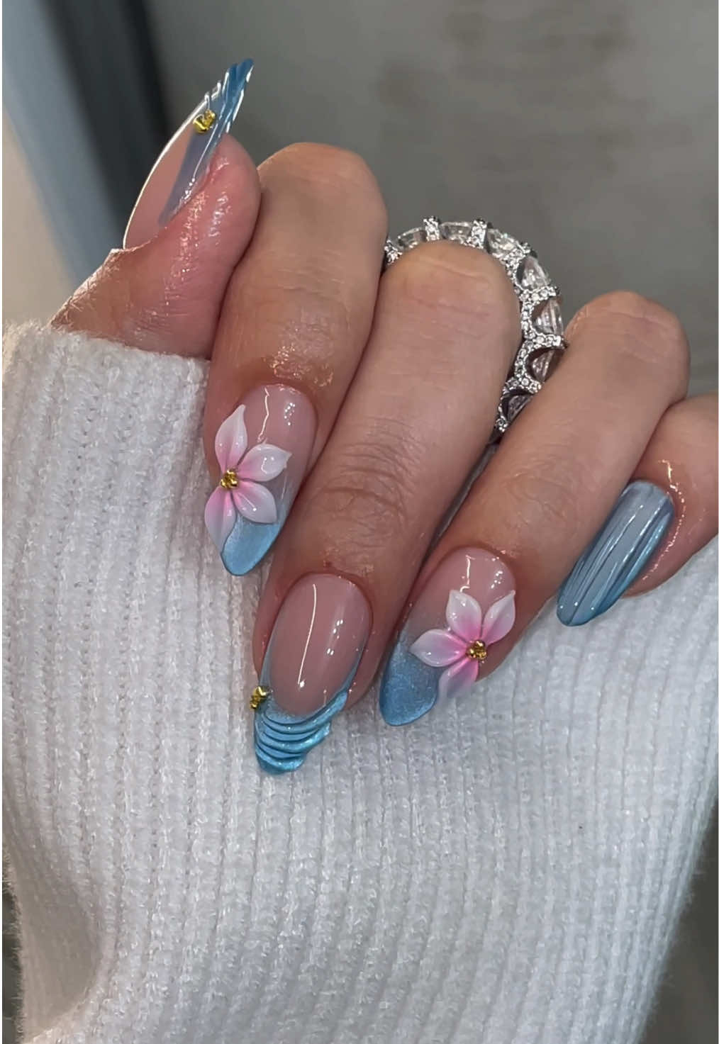 @NailzKatKat