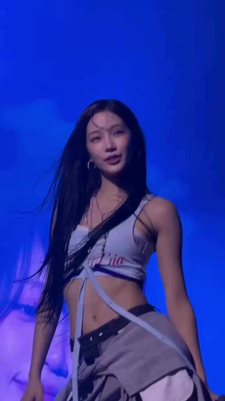 @️