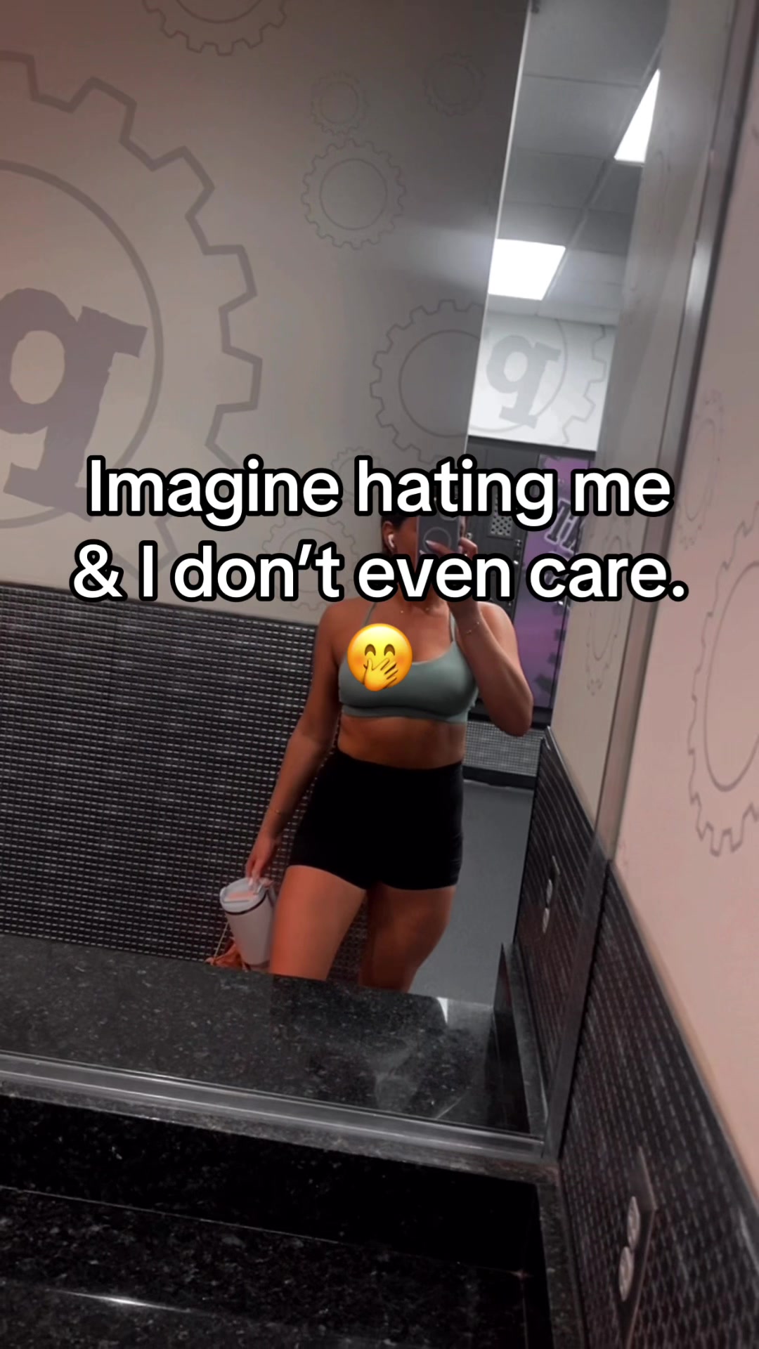 @Mai