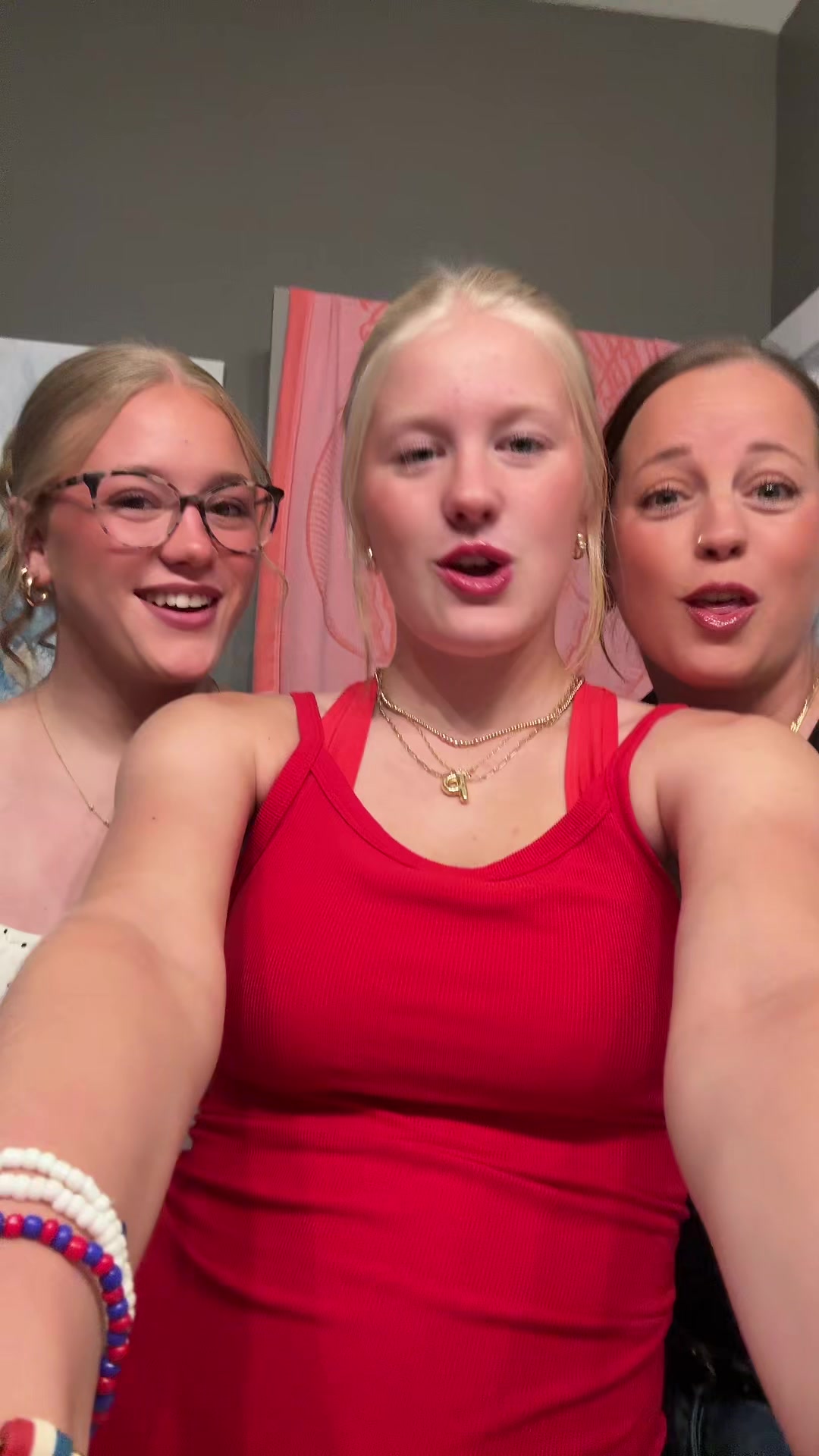 @Melissa | MarketingMo