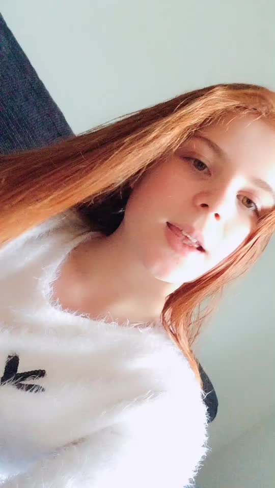 @Jess🐬 Scarlett🙈
