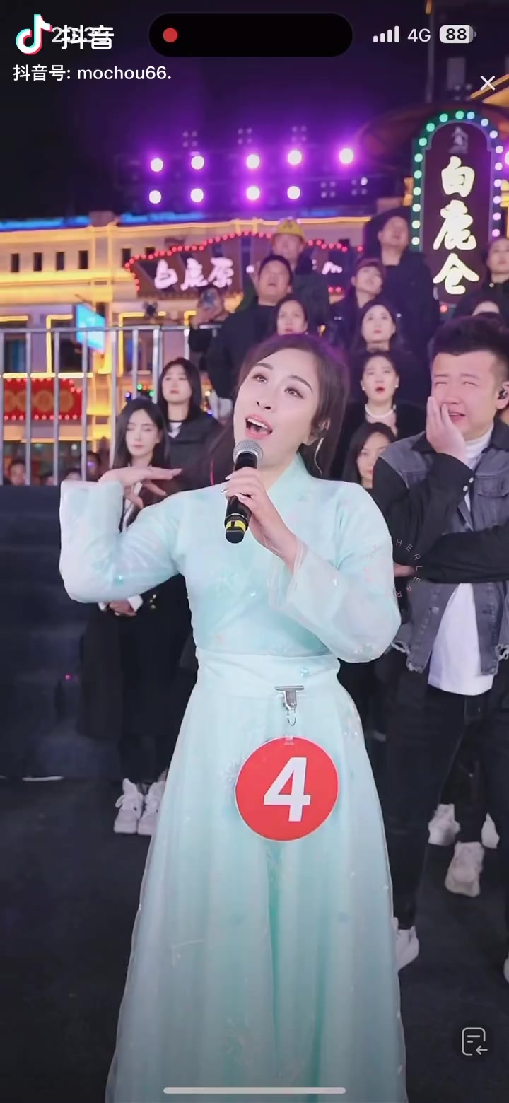 @ღ♡名不^_^许传♡ღ