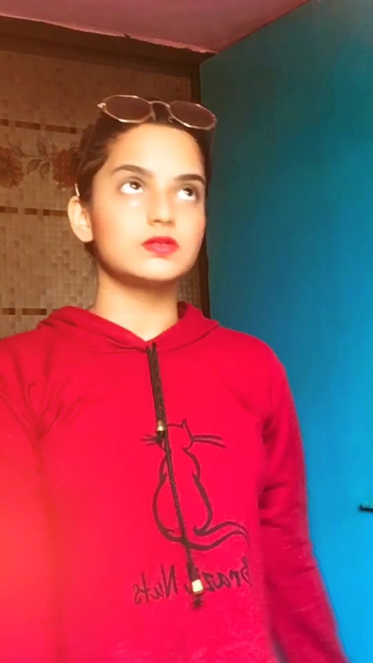 @👑Priya wakde❤️