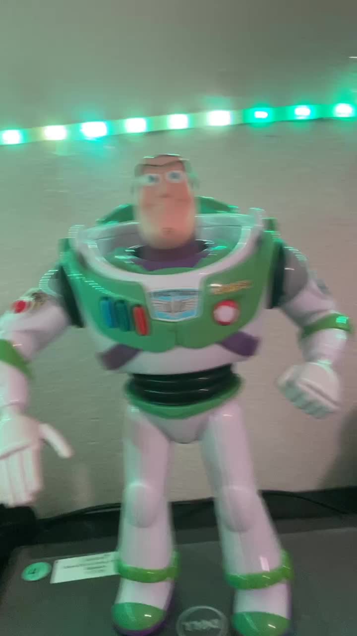 @Official Buzz Lightyear